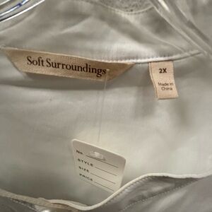 Soft Surroundings Women’s  White Longer Shirt